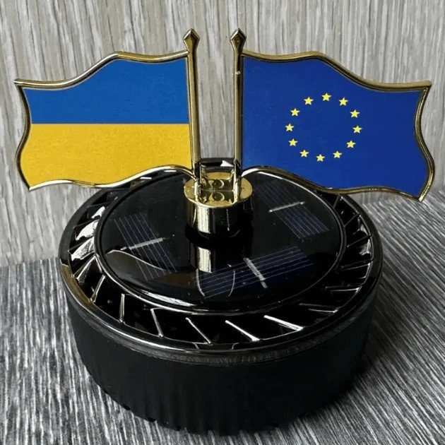 Автомобільний ароматизатор-дифузор “Прапори” на сонячній батареї 2