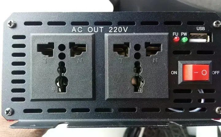 Інвертор 5 CORE UN-3061 5000W 12V • Перетворювач напруги 5 CORE UN-3061 12V-220V 2200 Вт з USB та охолодженням 6
