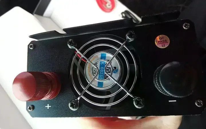 Інвертор 5 CORE UN-3061 5000W 12V • Перетворювач напруги 5 CORE UN-3061 12V-220V 2200 Вт з USB та охолодженням 5