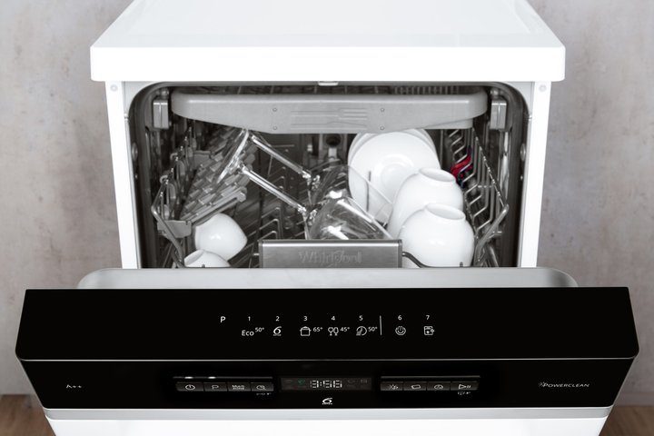 Посудомийна машина Whirlpool WSFO3O23PF 4
