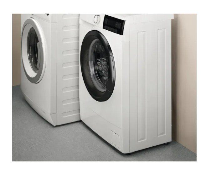 Пральна машина Electrolux EWS6406BU 4