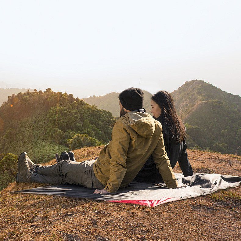 Килимок для пікніка водостійкий надлегкий Naturehike Moisture Picnic Mat NH17D050-B, 145x100 см, чорний 7