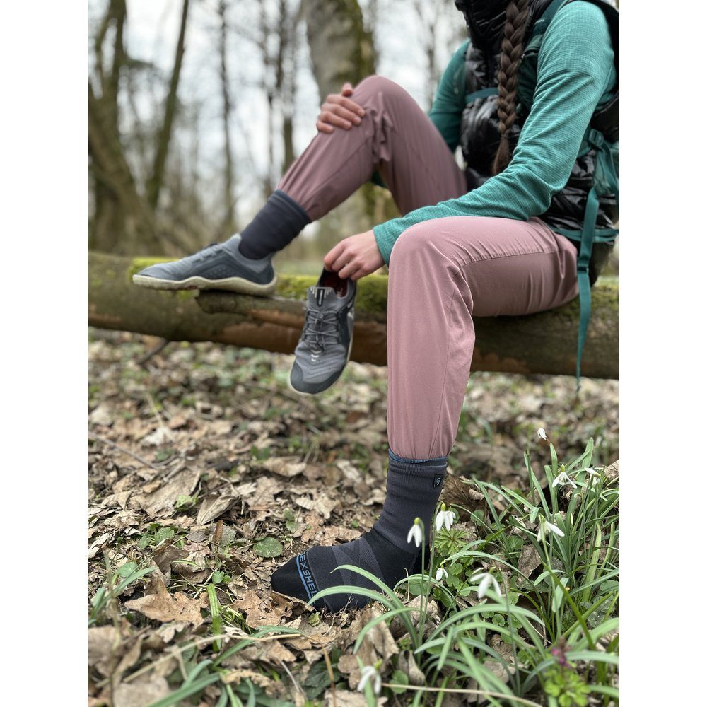 Шкарпетки водонепроникні Dexshell Running Lite 2.0 Socks, сірі, розмір S (36-38) 3