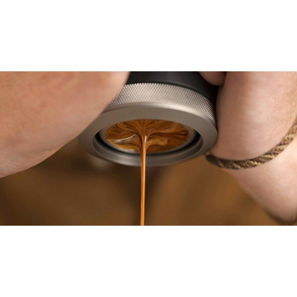 Портативна еспресо-кавоварка Wacaco Picopresso, механічна, для меленої кави 4
