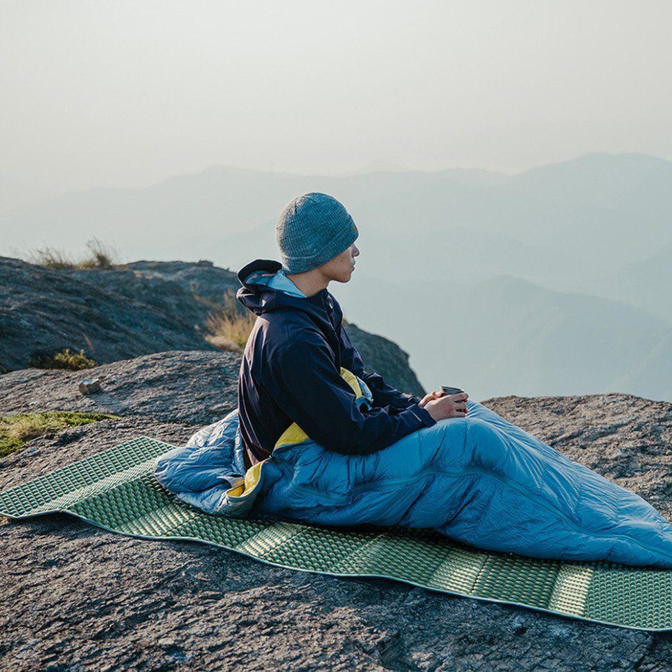 Килимок туристичний складаний одномісний IXPE Naturehike CNK2450WS044 з алюмінієвою плівкою, 195x60x1.8 см, оливковий 7