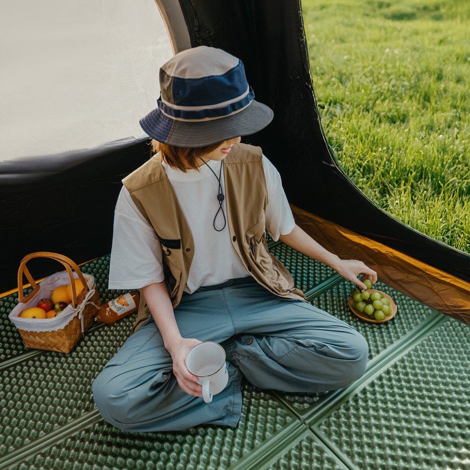 Килимок туристичний складаний двомісний IXPE Naturehike CNK2450WS044 з алюмінієвою плівкою, 200x120x1.8 см, оливковий 4