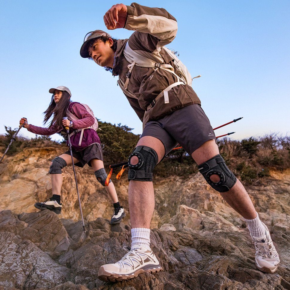 Бандаж на коліно туристичний з пружинною підтримкою Naturehike Qingyue CNK2650DS010, чорний 2