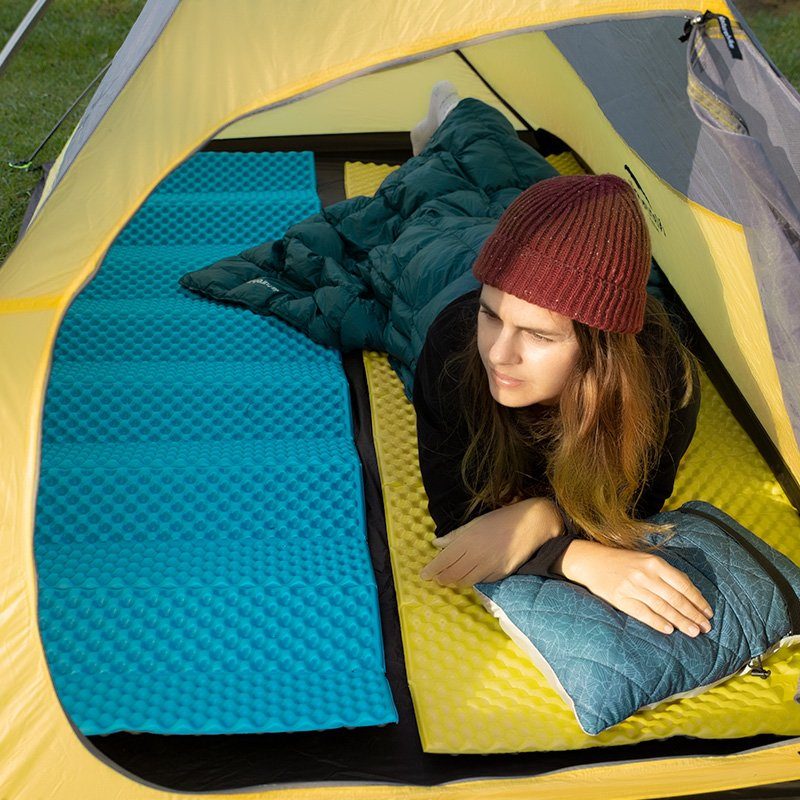 Килимок туристичний складаний одномісний IXPE Naturehike Thickened NH20FCD07 кемпінговий з алюмінієвою плівкою, 187x56x2,5 см, жовтий 8