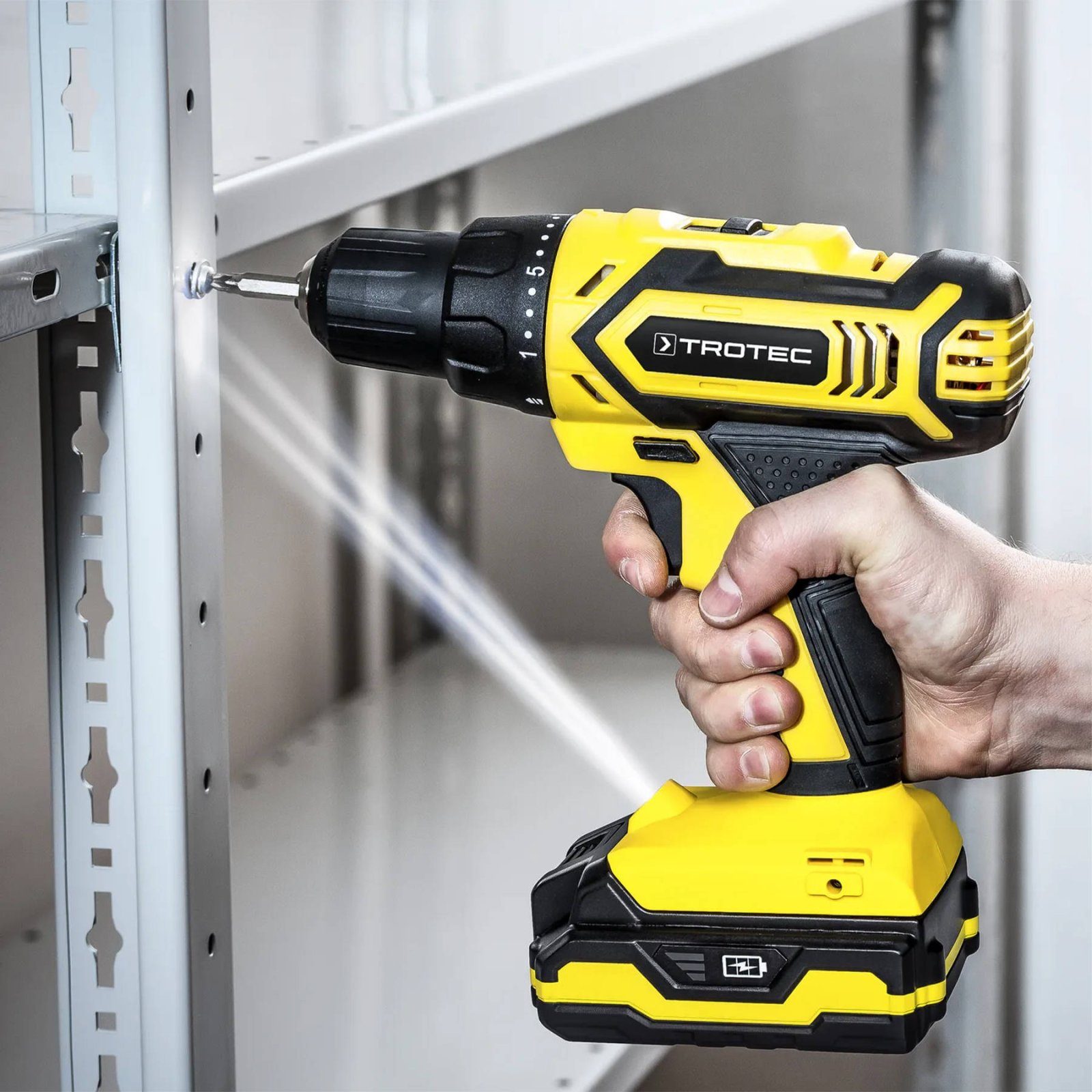 Дриль-шурупокрут акумуляторний Trotec PSCS 11-20V + кейс (4410000302) 6