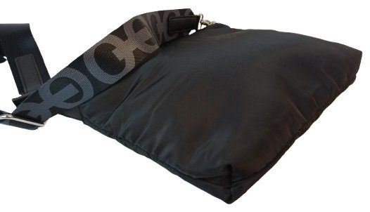Жіноча наплічна сумка Looks Hip Bag by Wolfgang Joop чорна 6