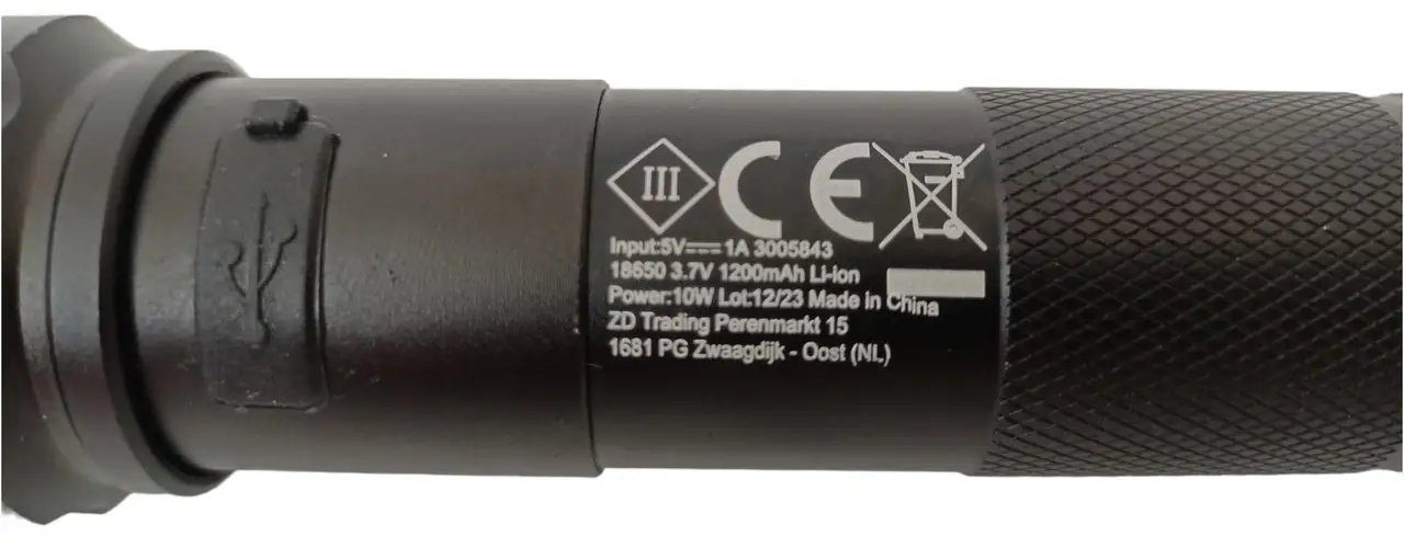 Акумуляторний світлодіодний ліхтарик SCHOU 800 LM з фокусуванням променя, USB-C, 3 режими 7